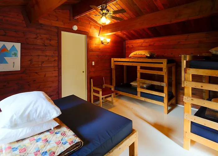 Hi Athabasca Falls - Hostel