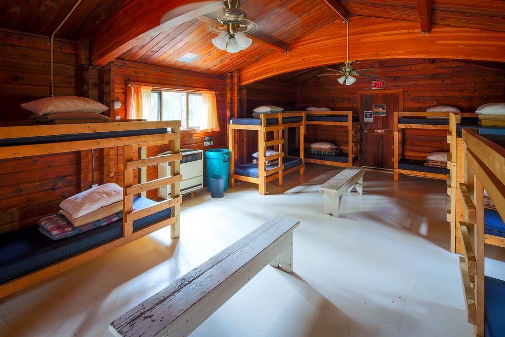 Hostel Hi Athabasca Falls -